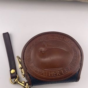 Vintage Dooney and Bourke Coin purse.
